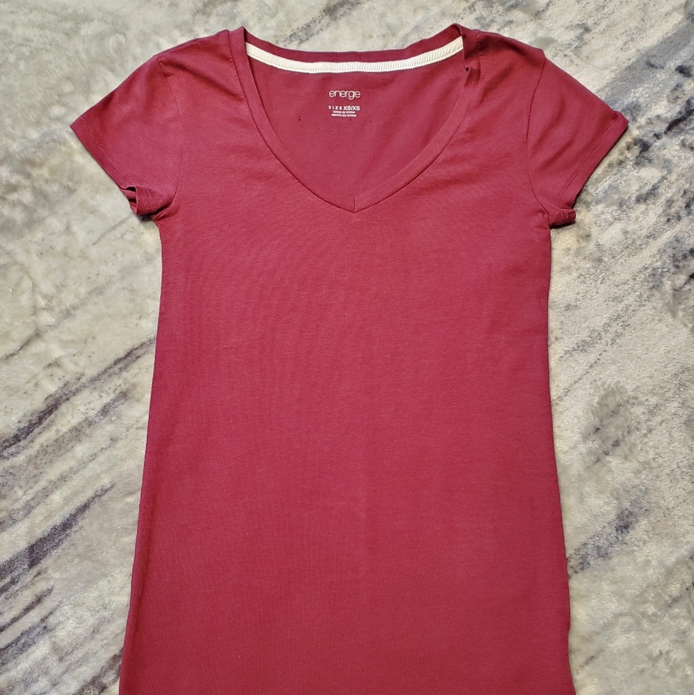 NWT burgundy V-neck t-shirt